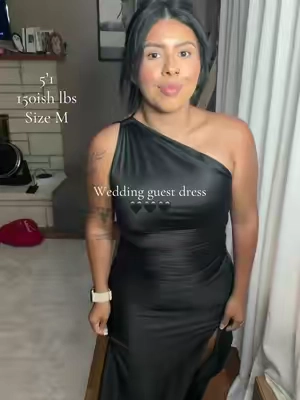 Comfortable & stretchy!! 🖤 #weddingguestdress #bridesmaiddresses #formaldress #dresses 