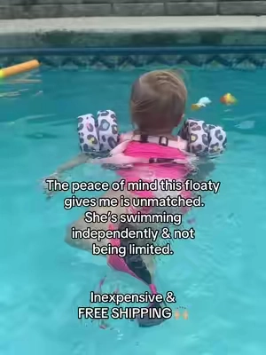 She LOVES being able to swim on her own & not having to be held or in a baby float. #puddlejumper #swim #toddler #toddlerswim #float 