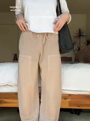 gap’s best-selling barrel pants just restocked and they’re likely not here to stay for long @Gap #barrelpants #kyotopants #gapbarrelpants #jenniferanistonpants #jenniferanistonstyle 