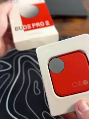 Great sound, powerful noise cancellation, LDAC support, long battery life, and a comfortable fit without the premium price tag. #wirelessearbuds #noisecanceling #bluetoothearbuds #cmfbudspro2 #techfinds
