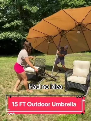 That was a close one! 😮‍💨⛱️ #umbrella #patiofurniture #shade #tiktokshopcreatorpicks #summermusthaves 