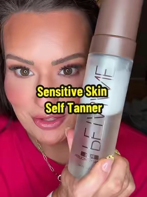 If you’re a sensitive skin girly like myself, I HIGHLY recommend this self tanner!! It doesn’t dry my skin out, I don’t get the self tanner itchies and there’s no self tanner smell for MANY hours!! It’s a WIN!! 🥇 @Peta Jane Beauty #selftanner #selftan #selftanning #petajane #ttsacl 