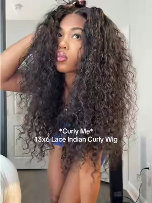 So obsessed with the curl pattern 😍 @CurlyMe Hair 