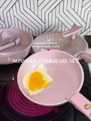 #cookwareset #carotepotsandpanset #kitchenfinds #cookware #pinkcookware 