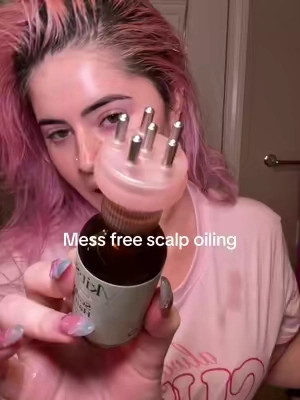 Hair oiling doesn’t have to be messy! Make it easier to apply with this applicator #scalpoil #scalpoilingroutine #scalpoilforhairgrowth #hairandscalpoil #hairgrowth 