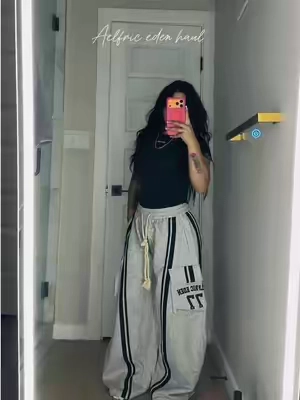 Oversized sweats ✨😍🖤 #aelfricedenstreetwear #aelfricedenoutfits #aelfricedenhaul #aelficeden #tiktokshop 