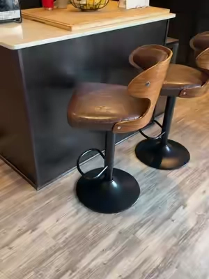 Height adjustable stools for the kitchen & bar. #barstool #kitchenstool #stool #modernfurniture #tiktokshopsummersale 