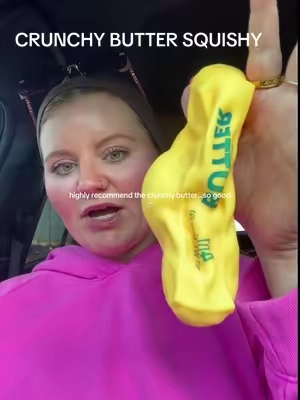 ummm this is actually incredible. The cronchhhhh is EVERYTHING. #crunchybutter#squishy#crunchy#asmr#fidget 