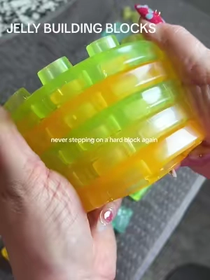 these are absolutely genius and so much fun! #blocks#screenfree#screenfreeplay#buildingblocks#sensoryactivities 