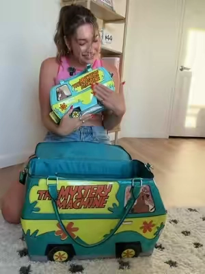 Mystery Machine Crossbody Bag🌼🩵  #mysterymachine #purse #bag #statementbag #handbag 