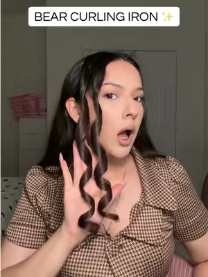 Replying to @aaropa:> You can always release the hair!! ✨ It’ll also turn off automatically 💖 Such an awesome curler ;) #curlinghairtutorial #curlingiron #Summervibes 