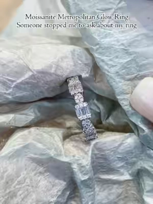 Moissanite Metropolitan Glow Ring. Someone stopped me to ask about my ring💎✨#ring #moissanitering #TikTokShopSummerSale #delzzad #2026 #waterproofjewelry #jewelry #giftideas #viral #delzzadjewelry #nontarnishjewelry #beautiful #luxury #affordable #diamond #diamondtester #fyp