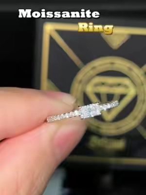 VVS Moissanite Rings They shine brighter than diamonds.#delzzad #2026trend #summerlooks #bidandwin #tiktokshopsummersale #moissanitejewelry #moissanitering #summerjewelry #unisexjewelry #radiantcutring #radiant