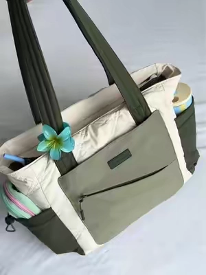 School days just got easier – this bag stands up on its own and holds your 40oz cup. 🥤#backtoschool #tiktokshopbacktoschool #everydaybag #lovevook #tiktokshopsummersale 