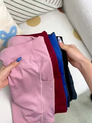 the pockets actually hold stuff! #camping #essentials #dealsforyoudays #Summersale #WeeklyDeals 