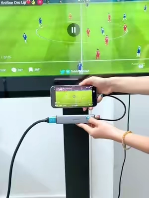 Stream 4K straight from your phone to TV — no Wi-Fi needed!#adaptador #USBCHub #DockingStation #tiktokshopsummersale #summerfinds  