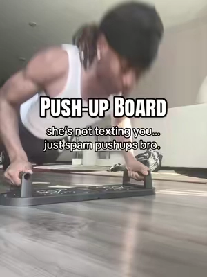 push-up board ⬆️ #homeworkout #motivation #pushups #fyp #Fitness 