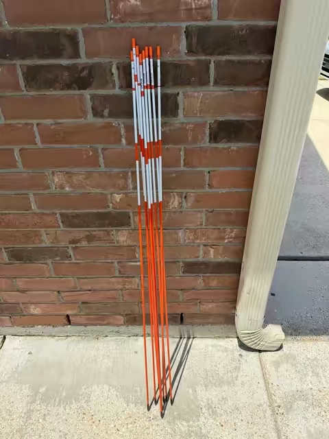 Snow, mud, or long driveways? These VEVOR driveway markers make it easy to see your driveway edges year-round. They’re durable, highly visible, and quick to install—perfect for keeping vehicles safely on track in any season. #VEVOR  #DrivewaySafety  #tiktokshopcreatorpicks  #summerwins 