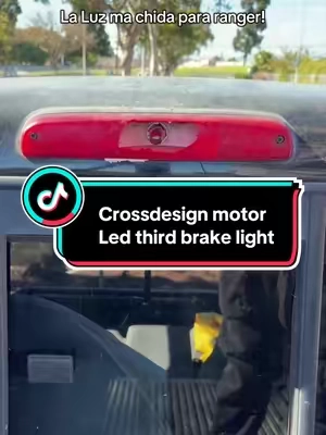 Esta led light ase Que lusca bien las rangers! #thirdbrakelight #ledlight #offroadlights #fordranger #leds 