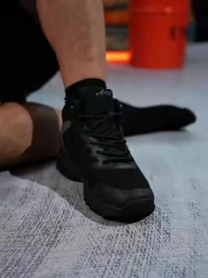 Comfortable waterproof boot for workers #waterproofshoes #waterproofboots #boots #workshoes #workboots 