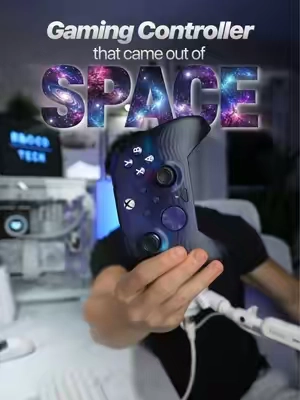 The space design with the changing skin is so trippy #controller #turtlebeach #xbox #space #galaxy 