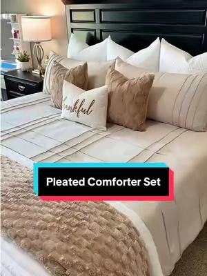 Such a good deal for this comforter! #comforter #comforterset #bedding #beddingset #neutralbedroom 