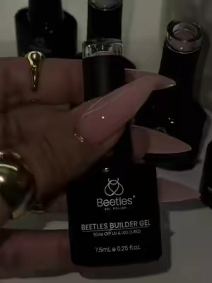 Became my own nail tech😊 @BeetlesGelPolish #diynailsathome #beetlesgelpolish #buildergel #diynails #diynailscheck 