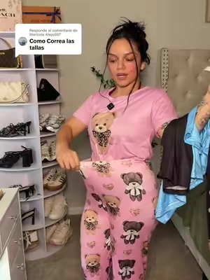 Respuesta a @Maricela Alejo507 puede bajar una talla y le quedará súper bien está preciosas son las 3 y el precio buenísimo #pijamasmujer #pijamasbonitas #pijamascomodas #pijamaslindasycomodas #pijamascomodasyfrescasparadormir 