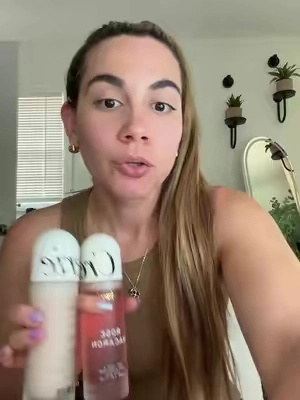 Perfumes para el cabello que a parte de dar un olor increíble protege contra el frizz y el calor ,están riquísimo 
