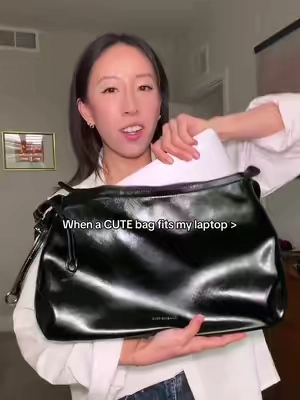 Love love love it  #fitslaptop #workbag #midrangebags 