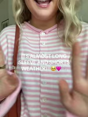 Pink + stripes = 😗🤌🏼💕  #fallfashion #pinkoutfit #stripes #summeroutfit #sweateroutfit 