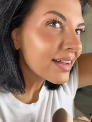 Huelighter  ✨  #livetinted #highlighter #bronzer #glowyskin 