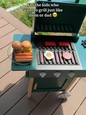 My toddler is OBSESSED with this grill 🥹👏🏻 #kidsoutdoorplay #kidsoutdooractivities #montessoritoddler #outdoortoysforkids 