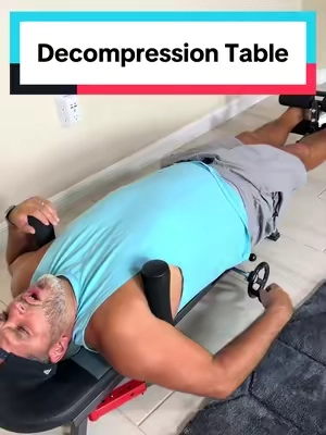 It’s that kind of pain that feel good! #decompression #backdecompression #spinedecompression #inversiontable 