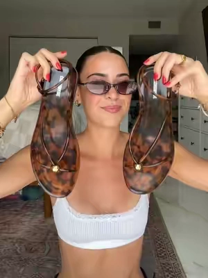 I need these in every color!!! @Cushionaire  #sandals #shoes #cushionaire #outfitinspo #jellyshoes 