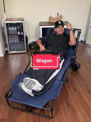A 2 in 1 wagon perfect for those outdoor activities ‼️👌🏼 #wagon#wagons#foldablewagon#Outdoors#loungechair  