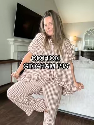 The pjs of my dreams 🤌🏻 #cottonpajamas #pajamas #pjset #gingham #matchingset 