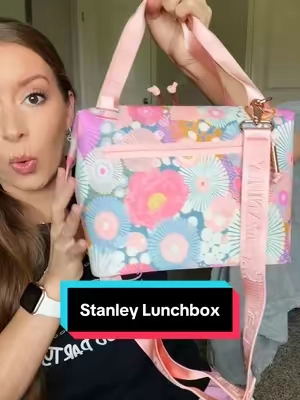 Everyone will be asking where you got this lunchbox, it’s stunning 😍  #stanley #stanleylunchbox #minicooler #insulatedlunchbag #lunchbag 