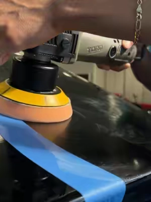 ¡Cómo pulir la pintura negra de un coche! #parati #chemicalguys #detailing #fypchallenge