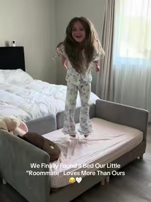Finally, a cozy little bed she loves more than ours 😂🤍 Perfect for relaxing, reading, and sweet little naps. #ToddlerBed #KidsFurniture #BedroomMakeover #CozyHome #MomFinds