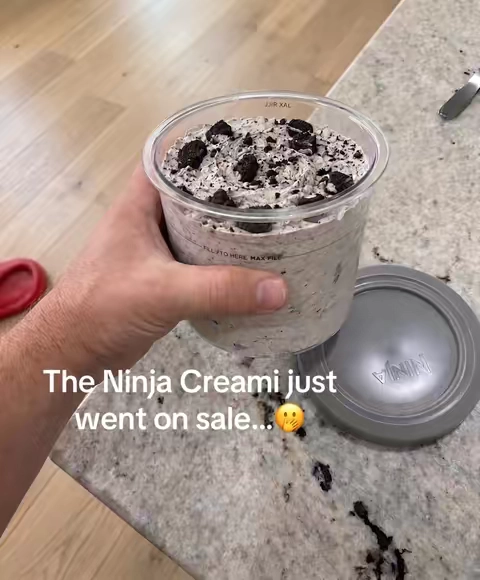 Ninja Creami makes it easy 🔥 #ninja #ninjacreami 