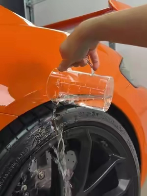 this stuff lasts SO much longer 🙌🏼 #blackline #carcare #tireshine #carwash #cardetailing 