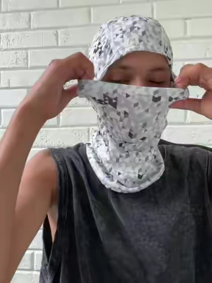 Yeomoo 5 Pcs Paisley Balaclava Face Mask UV Protection Neck Gaiter, Unisex Shiesty for Motorcycle, Fishing, Hiking, Breathable Ski Mask for Outdoor #balaclava #facemask #uvprotection #tiktokshop #work 