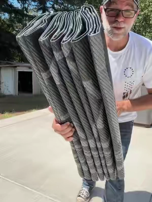 Garvee Double-Sided Reversible Plastic Straw Rug, Modern Geometric Design, Stain-Resistant & UV-Protective, Foldable & Portable, Ideal for Patio, Beach, Garden Outdoor Carpet.  ##patio##outdoorrug##campinglife##summerfinds ##tiktokshopcreatorpicks@Garvee Homestead 