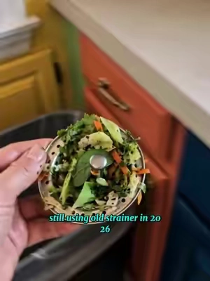 Kitchen Upgrade: Anti-clog, Odor-proof, and Easy to Clean. #KitchenGadgets #SinkStrainer  #KitchenHacks #HomeImprovement #LifeHacks2026