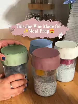 This jar was made for mealprep 😍💭#fyp #foryoupage #tiktokmademebuyit #masonjar #summersales #tiktokfinds #breakfastideas #EasyRecipe #EasyRecipe #chiapudding #soligtovernightoatjars 