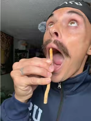 Replying to @Jlerbe #miswaktoothbrush #miswak #whiteteethtips #allnatural 