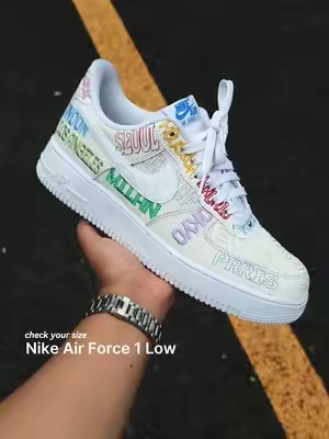 For people who like clean sneakers but still want something different 👀 #tiktokshopsummersale #ttsneakerweek #flykicks #sneakers #nike 