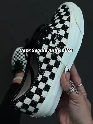 Classic but make it shiny 🤩 @vans #vans #premium #authentic #sequin #checkered 