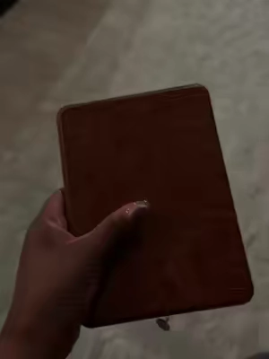 Replying to @Mimi Love this detachable kindle case.  #BookTok 